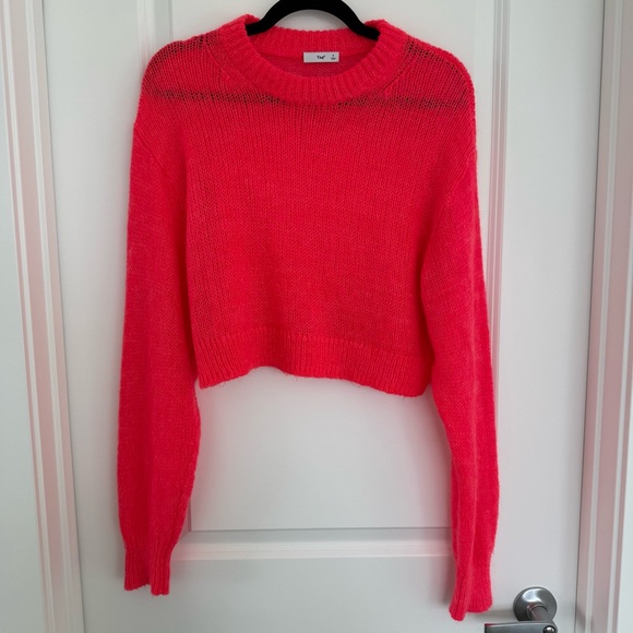 TNA Sweaters - TNA | Open Knit Cropped Sweater Size Small